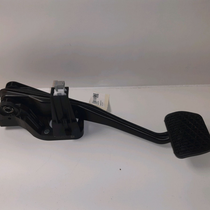 Pedale de frein occasion  Mercedes-benz CLASSE GLA (X156) Gla 200 cdi / d (156.908) (2013)   2462900400  1