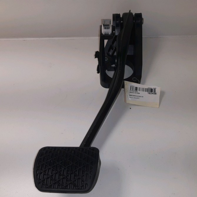 Pedale de frein occasion  Mercedes-benz CLASSE GLA (X156) Gla 200 cdi / d (156.908) (2013)   2462900400  2