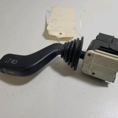 Commande eclairage occasion  Opel CORSA B (S93) 1.2 i 16v (f08, f68, m68) (1998-2000) 5 portes   90437313 