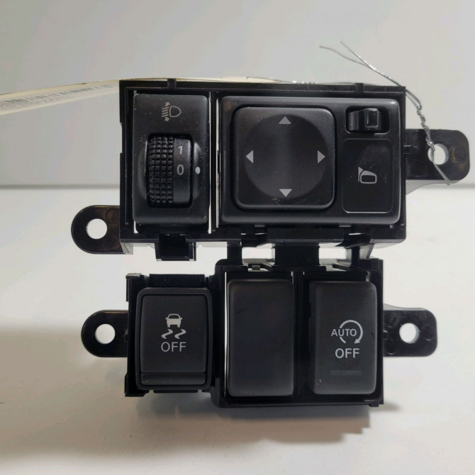 Commande rétroviseurs extérieures électriques occasion  Nissan JUKE (F15) 1.5 dci (2010) 5 portes   25570CT01B  1