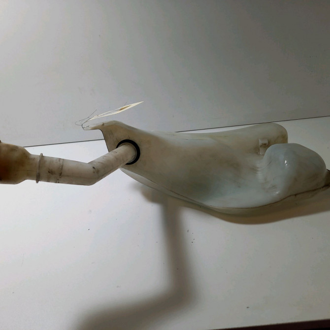 Reservoir lave-glace avant occasion  Renault SCÉNIC III (JZ0/1_) 1.5 dci (2009) 5 portes   289104118R  2