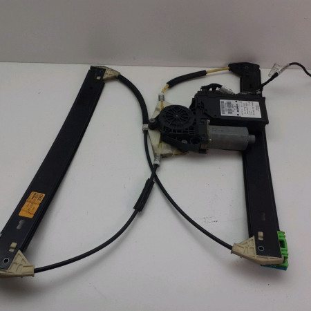 Mecanisme + moteur lève-glace avant droit occasion  Audi A2 (8Z0) 1.4 tdi (2000-2005) 5 portes   8Z0839462B 