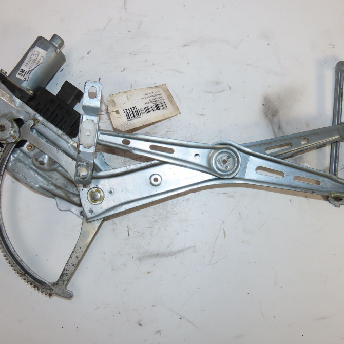 Mecanisme + moteur lève-glace avant droit occasion  Opel ZAFIRA A Monospace (T98) 2.2 dti 16v (f75) (2002-2005) 5 portes   9118665  1