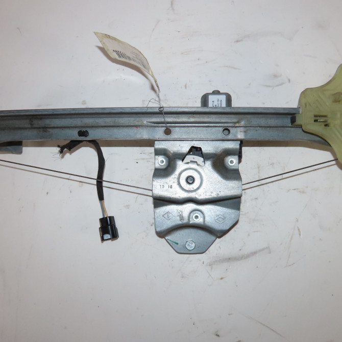 Mecanisme + moteur lève-glace avant droit occasion  Renault CLIO IV (BH_) 1.5 dci 75 (2012) 5 portes   807205569R  1