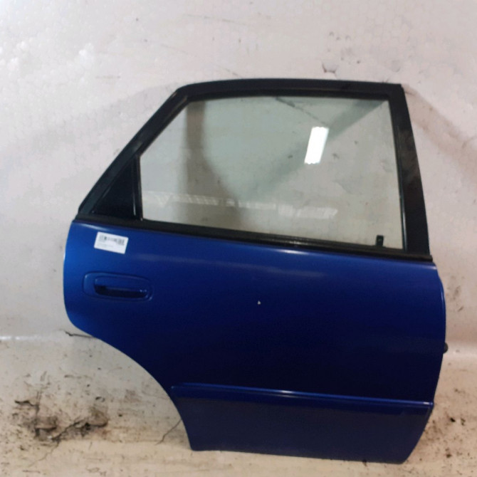 Porte arrière droite occasion  Toyota COROLLA Liftback (_E11_) 2.0 d-4d (cde110_) (2000-2002)   6700312760  1