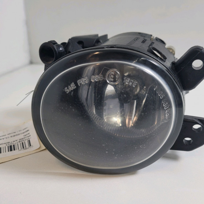 Phare antibrouillard avant droit occasion  Mercedes-benz CLASSE A (W169) A 200 cdi (169.008, 169.308) (2004-2012) 5 portes   1698201656  1
