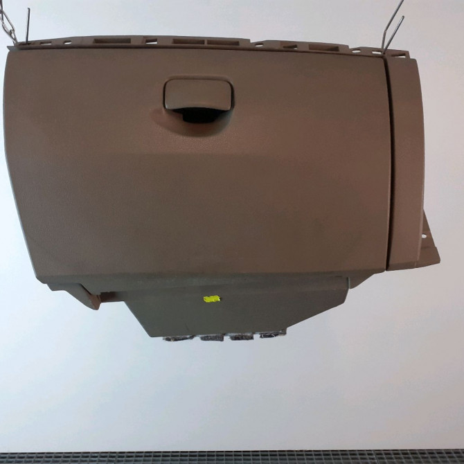 Boite à gants occasion  Renault CLIO III (BR0/1, CR0/1) 1.5 dci (br0h, cr0h, cr1s, br1s) (2005-2014) 3 portes   8200407713  1