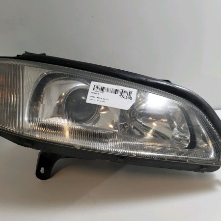 Phare droit occasion  Opel OMEGA B (V94) 2.5 dti (f69, m69, p69) (2001-2003)   24406227 