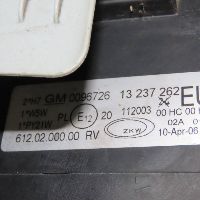 Phare droit occasion  Opel CORSA C (X01) 1.3 cdti (f08, f68) (2003-2009)   13237262  2