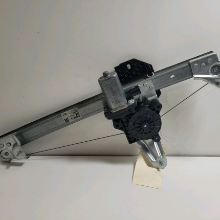 Mecanisme+moteur leve-glace ard occasion  Dacia SANDERO II Tce 90 (b8m1, b8ma) (2012) 5 portes   827206057R 