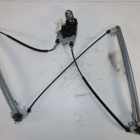 Mecanisme + moteur lève-glace avant droit occasion  Renault LAGUNA II Grandtour (KG0/1_) 1.9 dci (2001-2007)   8200485195 