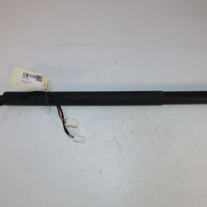 Verin gauche hayon occasion  Peugeot 3008 SUV (MC_, MR_, MJ_, M4_) 2.0 bluehdi 180 (2016)   9809682280  1