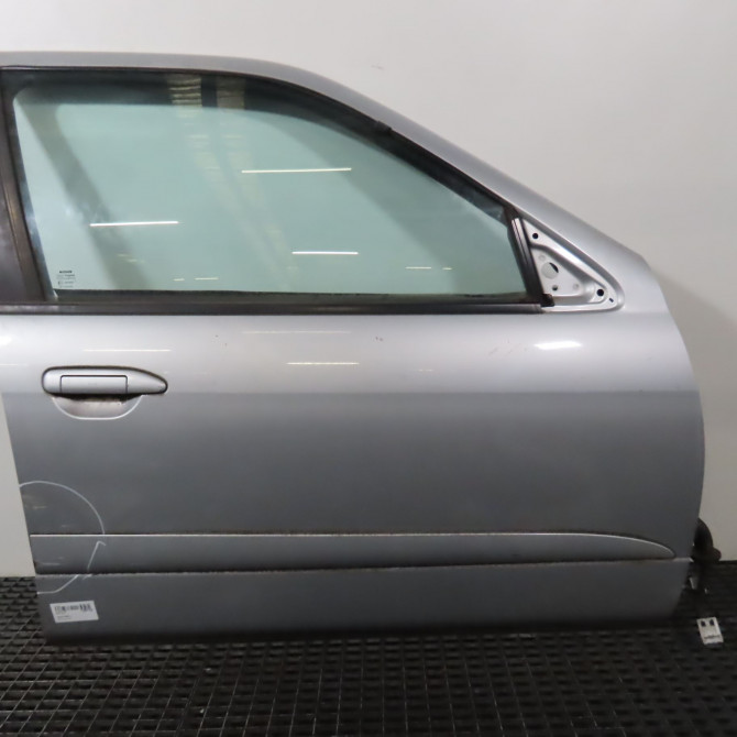Porte avant droite occasion  NISSAN PRIMERA III Phase 1 09-1999->03-2002 1.6i 99ch   801002J536  1