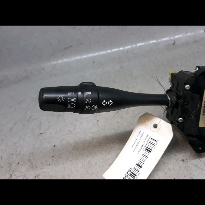 Bloc commodos occasion  Nissan TERRANO II (R20) 2.7 tdi 4wd (1996-2007)   255608F220  2