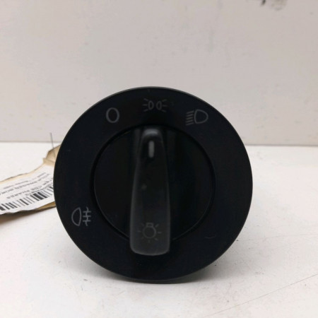 Interrupteur commande de phares occasion  Volkswagen vw BORA I (1J2) 1.9 tdi (1998-2005)   8L0953513J 01C 