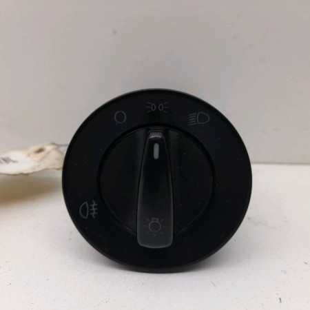 Interrupteur commande de phares occasion  Volkswagen vw NEW BEETLE (9C1, 1C1) 1.9 tdi (1998-2004)   8L0953513J01C 