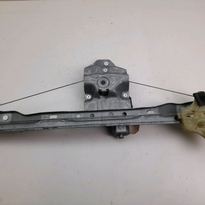 Mecanisme+moteur leve-glace avg occasion  Renault TWINGO III (BCM_, BCA_) 1.0 sce 70 (2014) 5 portes   807215092R  3