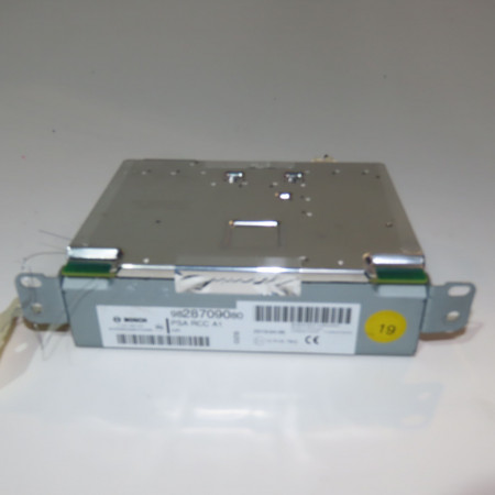 Autoradio occasion  Peugeot 208 I (CA_, CC_) 1.5 bluehdi 100 (2018)   9828709080 