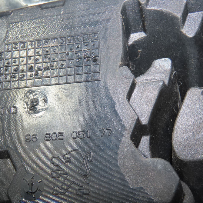 Calandre occasion  Peugeot 308 I (4A_, 4C_) 1.6 hdi (2007-2014) 5 portes   9680505177  2