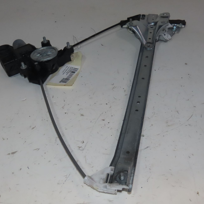 Mecanisme + moteur lève-glace avant droit occasion  Toyota RAV 4 V (_A5_, _H5_) 2.5 hybrid awd (axah54) (2018)   6980142072  1