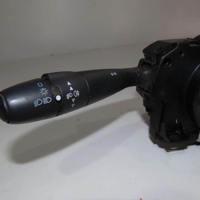 Bloc commodos occasion  Peugeot PARTNER TEPEE 1.6 hdi 16v (2008) 5 portes   96662457XT  3