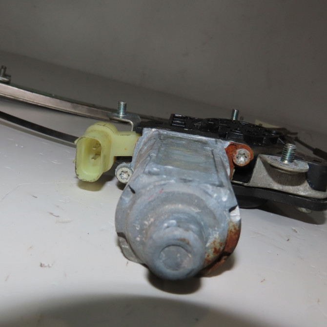 Mecanisme + moteur lève-glace avant droit occasion  Hyundai I10 I (PA) 1.2 (2011-2013)   824040X010  3