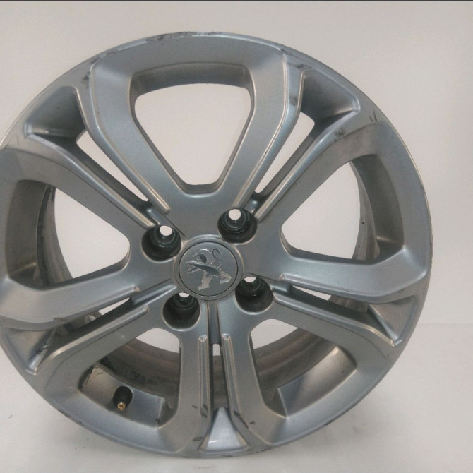 Jante aluminium occasion  Peugeot 208 I (CA_, CC_) 1.4 hdi (2012) 3 portes   9673773677  1