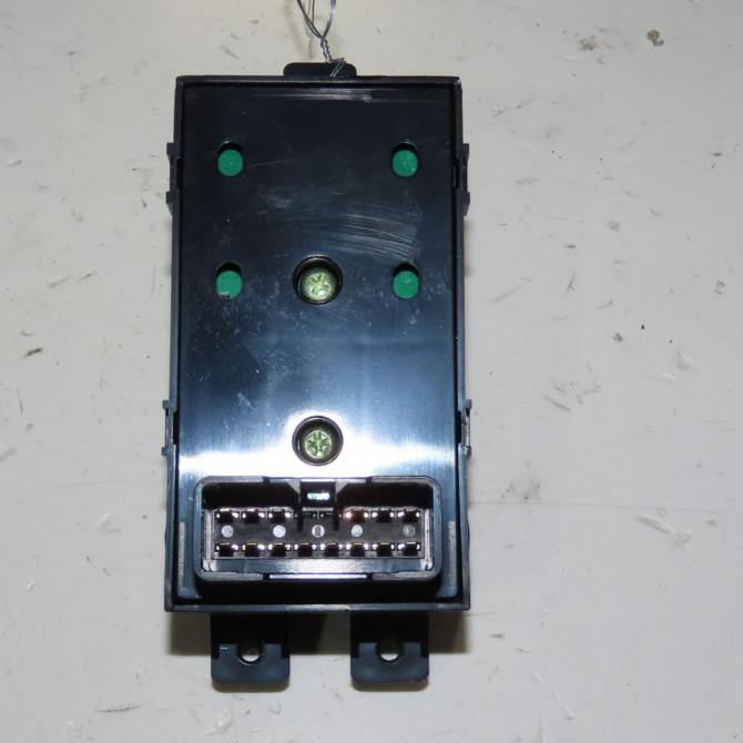 Commande lève-glace porte avant gauche occasion  Kia PICANTO II (TA) 1.0 (2011-2017)   935701Y000  2