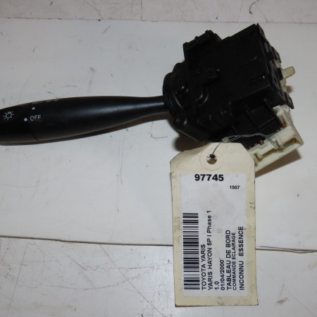 Commande eclairage occasion  TOYOTA YARIS I Phase 1 04-1999->03-2003 1.0   8416552020 