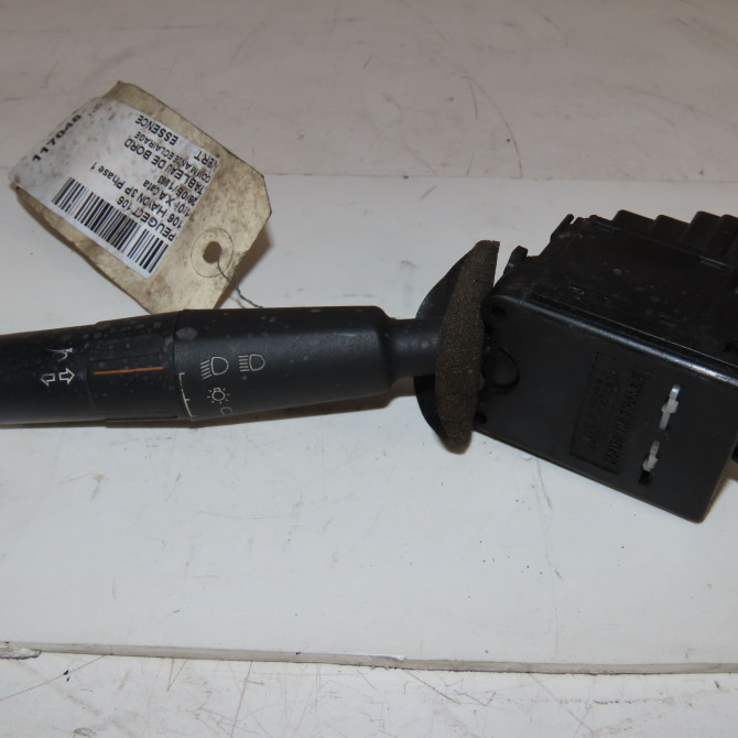 Commande eclairage occasion  PEUGEOT 106 Phase 1 09-1991->04-1996 1.0i   655320  1