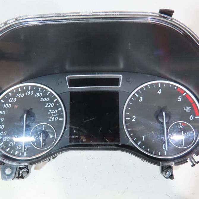 Bloc compteurs occasion  Mercedes-benz CLASSE A (W176) A 180 cdi / d (176.012) (2012-2018)   1769008501  1