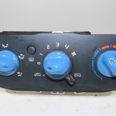 Commande de chauffage occasion  Renault TWINGO II (CN0_) 1.5 dci 75 (2010) 3 portes   7701067953 