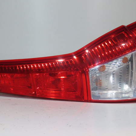 Feu arrière droit occasion  Honda CR-V III (RE_) 2.2 i-ctdi 4wd (re6) (2007)   33501SWWG01 