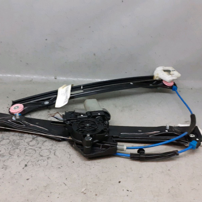 Mecanisme + moteur lève-glace avant droit occasion  Bmw 3 Touring (F31) 330 d (2012-2019)   51337281886  2
