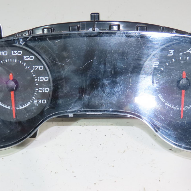 Bloc compteurs occasion  Fiat TIPO 3/5 portes (356_, 357_) 1.4 (356hxa1b) (2016-2020)   52246888  1