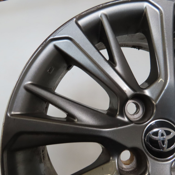 Jante aluminium occasion  Toyota YARIS (_P13_) 1.5 (nsp131_) (2017)   426110DG70  2
