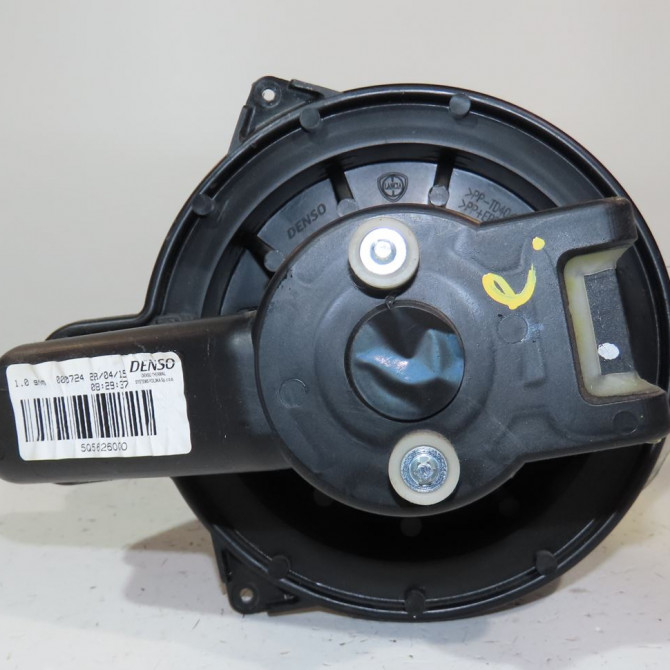 Moteur ventilateur chauffage occasion  Fiat 500 (312_) 1.2 (312axa1a) (2007) 3 portes   77367983  3