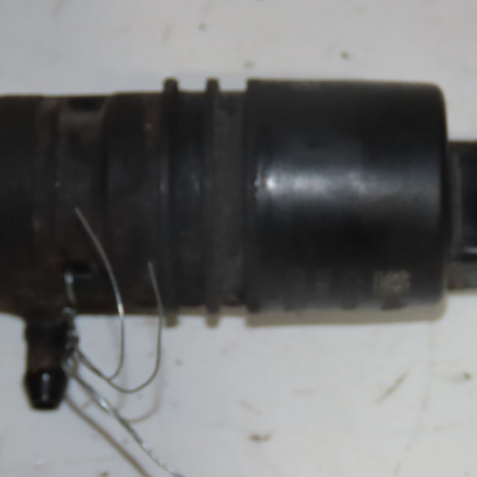 Pompe lave-glace avant occasion  Suzuki SWIFT IV (FZ, NZ) 1.2 (azh 412) (2010)   3841068L00  1