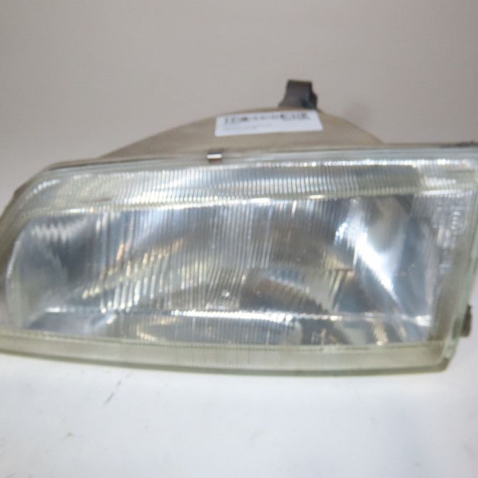 Phare gauche occasion  Peugeot 106 I (1A, 1C) 1.1 (1991-1996)   6204C7  1