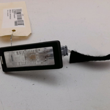 Eclaireur plaque de police d occasion  Renault CAPTUR I (J5_, H5_) 1.5 dci 90 (2013) 5 portes   8200013577 