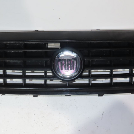 Calandre occasion  Fiat DOBLO Monospace (119_, 223_) 1.3 d multijet (2005)   735482063 