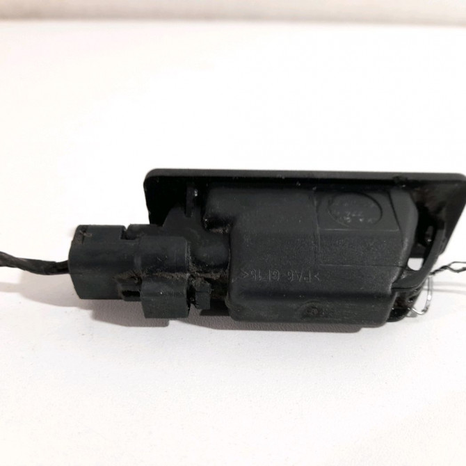 Eclaireur plaque de police g occasion  Nissan NOTE (E11, NE11) 1.5 dci (2010-2012)   26510AU300  2