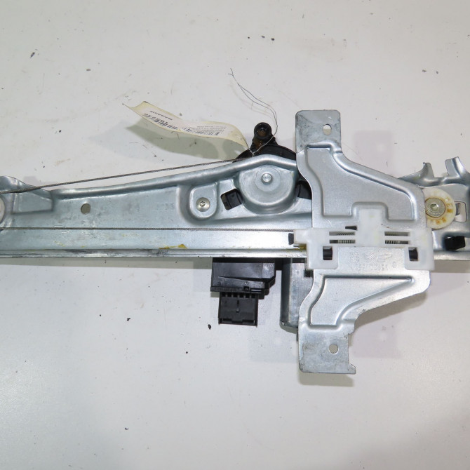 Mecanisme+moteur leve-glace arg occasion  Citroën C3 III (SX) 1.2 puretech 82 (2018) 5 portes   9840154180  1