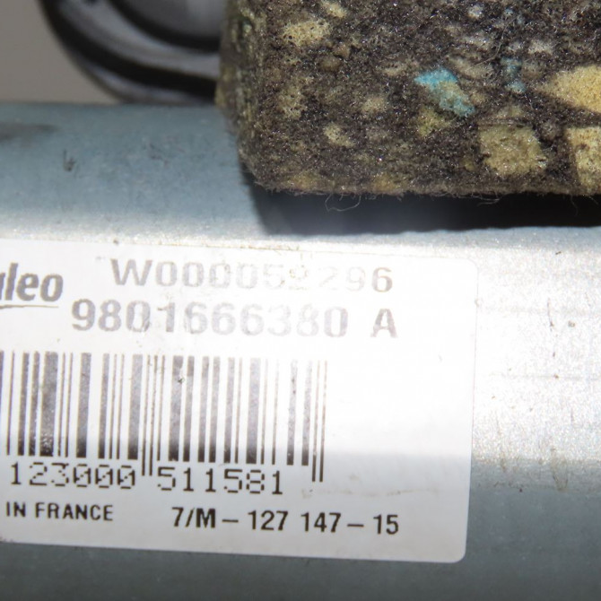 Moteur essuie-glace arrière occasion  Citroën C4 CACTUS 1.2 vti 82 (2014) 5 portes   9801666380  2