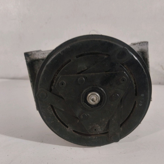 Compresseur air conditionne occasion  Renault CLIO IV (BH_) 0.9 tce 90 (2012) 5 portes   926000734r  3