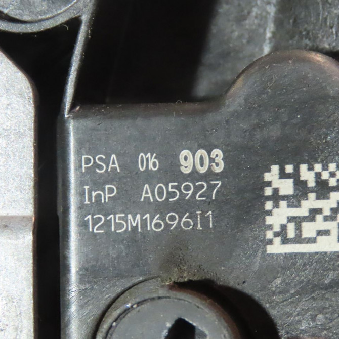 Serrure porte ard occasion  Citroën C4 CACTUS 1.2 vti 82 (2014) 5 portes   9819038880  2