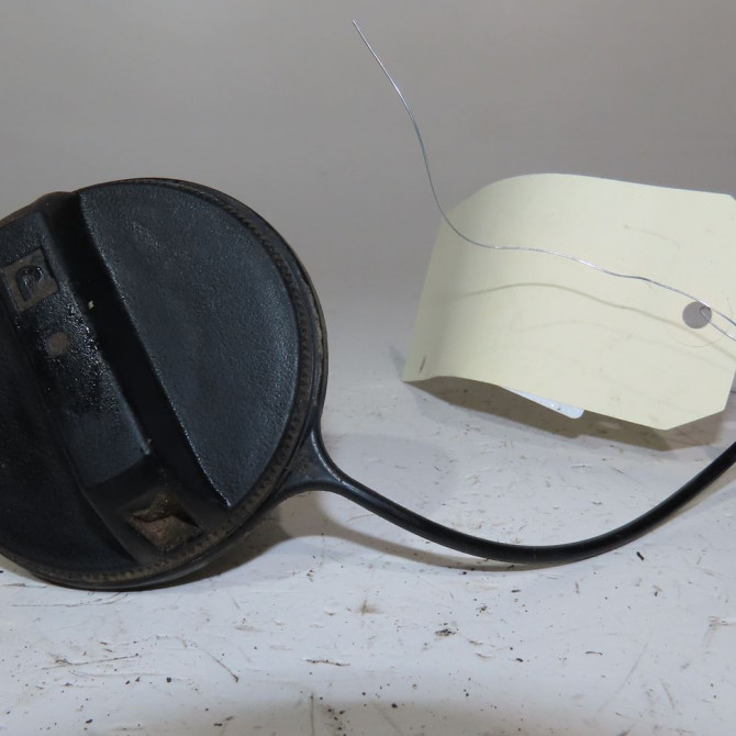 Bouchon reservoir a carburant occasion  Nissan NV200 Camionnette 1.5 dci 90 (m20, m20m) (2011)   1725179972  1