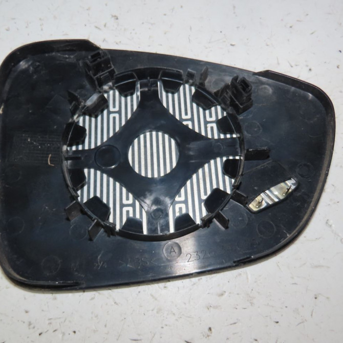 Glace  retroviseur exterieur gauche occasion  Citroën C3 II (SC_) 1.4 hdi 70 (sc8hzc, sc8hr0, sc8hp4) (2009) 5 portes   8151PN  2