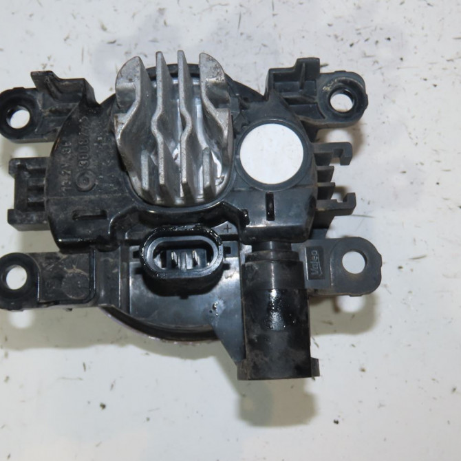 Phare antibrouillard avant gauche occasion  Renault CAPTUR I (J5_, H5_) 1.2 tce 120 (2013)   261555538R  3