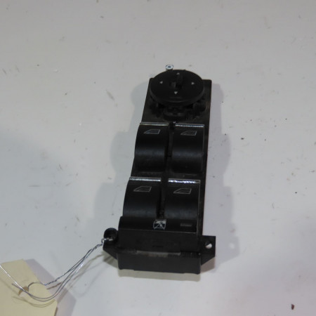 Commande lève-glace porte avant gauche occasion  Ford FOCUS II (DA_, HCP, DP) 1.8 tdci (2005-2012)   8M5T14A132AB 